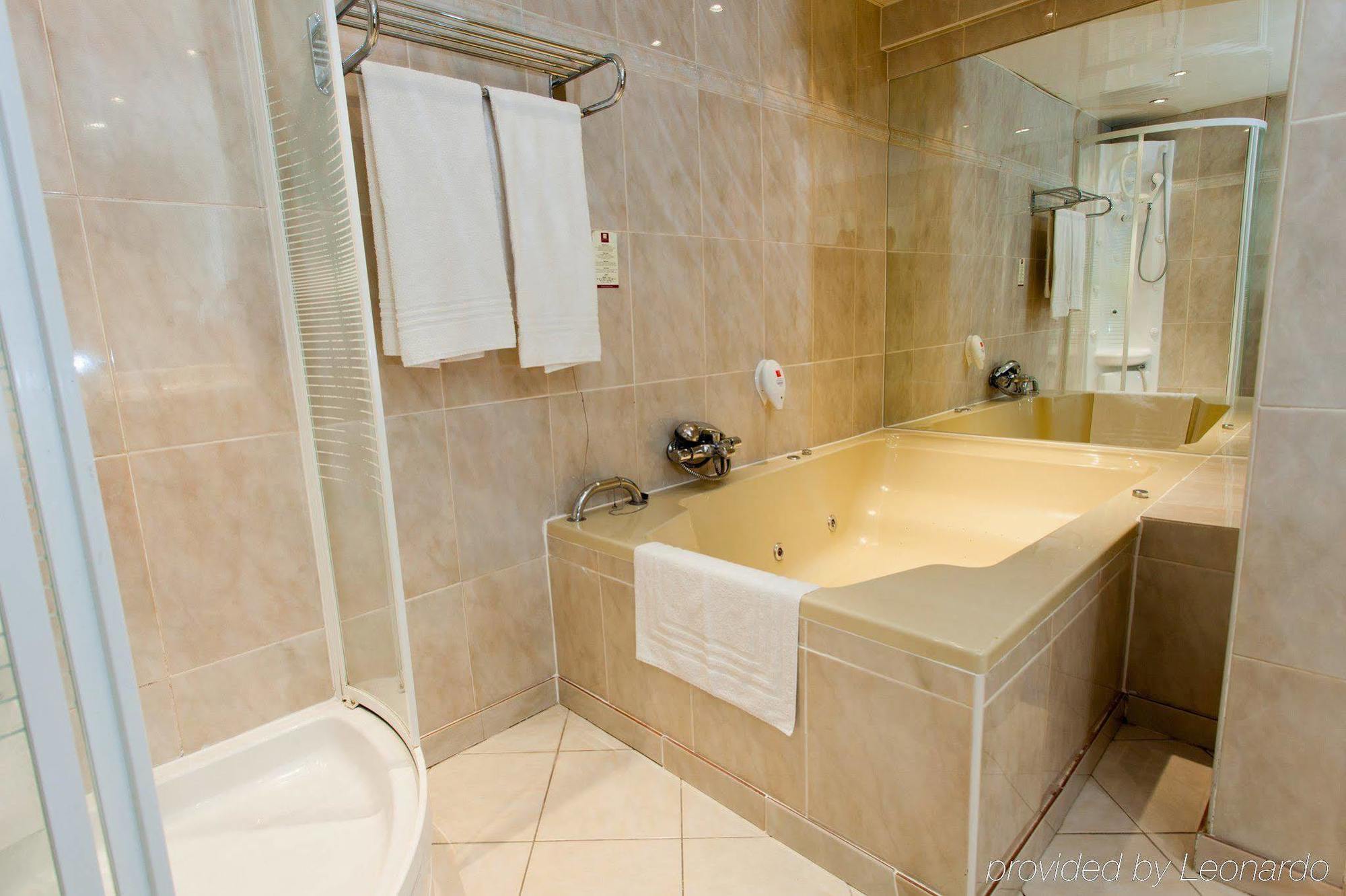 Leonardo Hotel Charleroi City Center מראה חיצוני תמונה