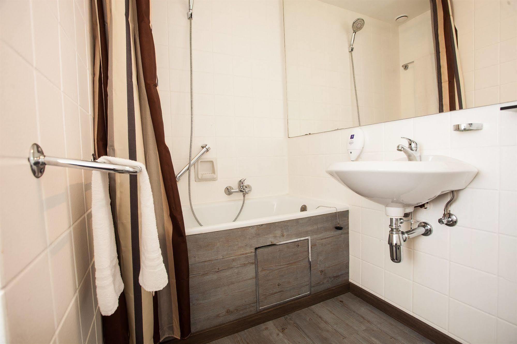 Leonardo Hotel Charleroi City Center מראה חיצוני תמונה